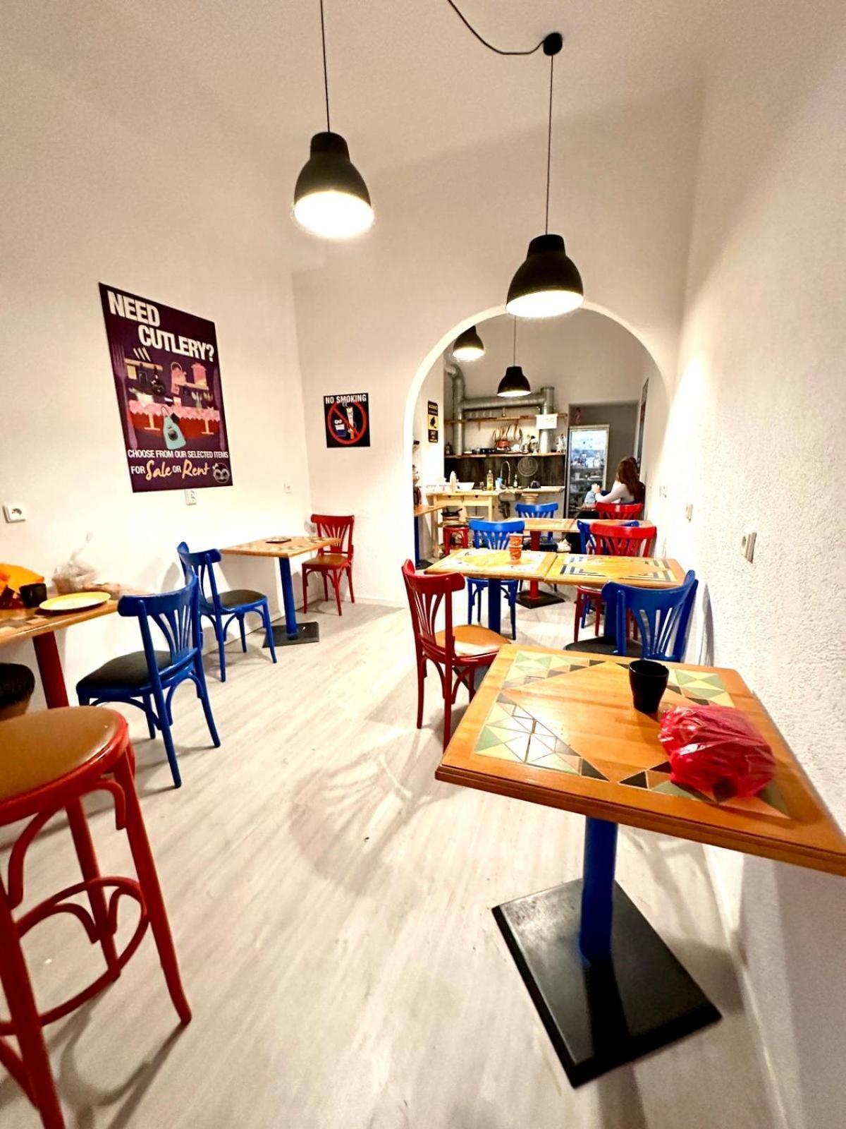 New Generation Hostel Prague Center Excellent Location The Right Alternative To Luxury Hotels A Few Steps From The Astronomical Clock And Charles Bridge Surrounded By Restaurants And Clubs And Offers Opportunities For Shopping Free Wi-Fi Kitchen Gard Zewnętrze zdjęcie