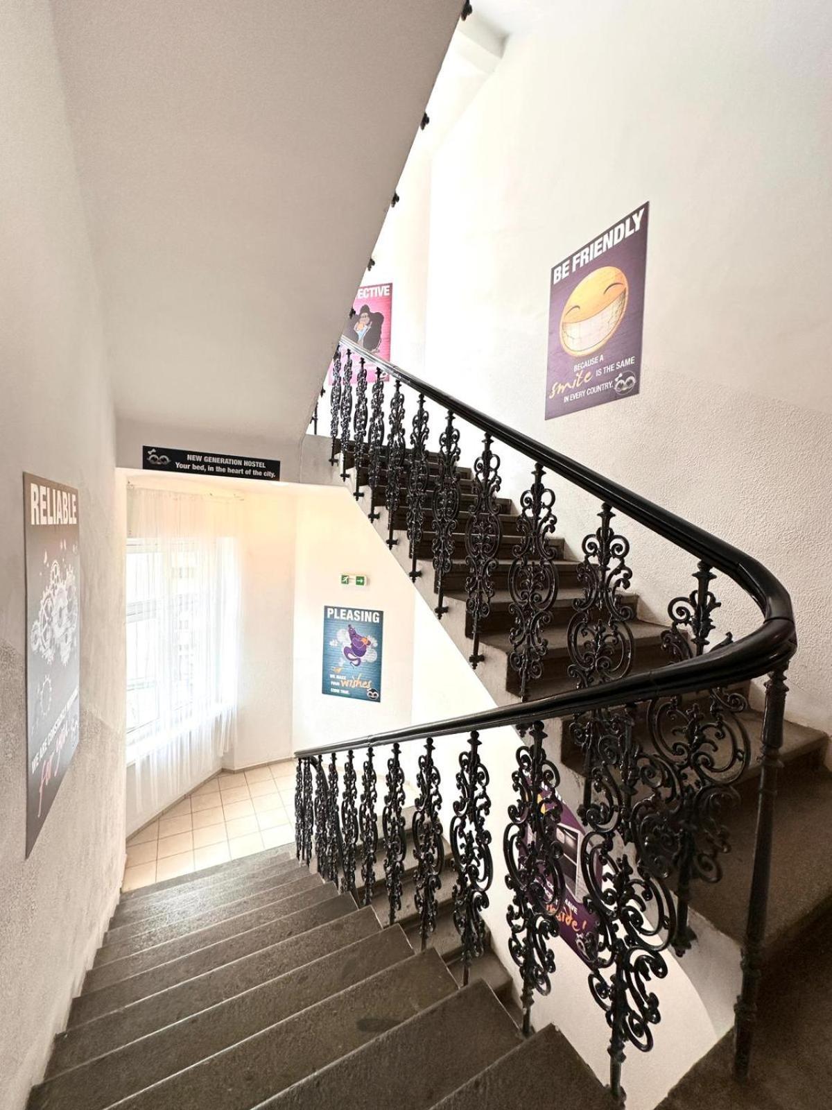 New Generation Hostel Prague Center Excellent Location The Right Alternative To Luxury Hotels A Few Steps From The Astronomical Clock And Charles Bridge Surrounded By Restaurants And Clubs And Offers Opportunities For Shopping Free Wi-Fi Kitchen Gard Zewnętrze zdjęcie